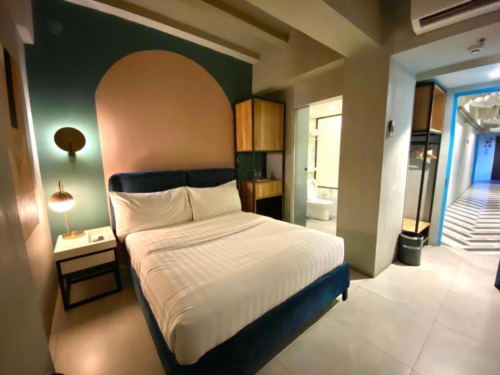 Citizen Hotel Mandaluyong Exteriör bild