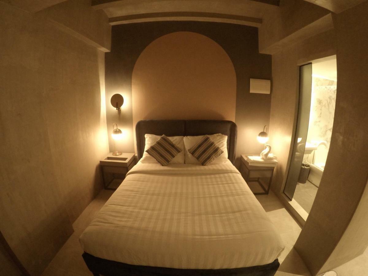 Citizen Hotel Mandaluyong Exteriör bild